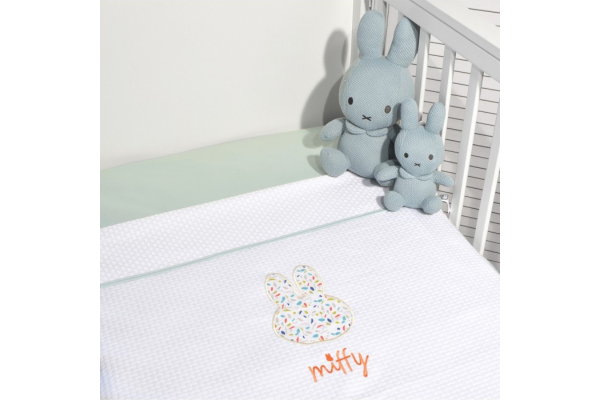 Mister Baby - Κουβέρτα πικέ αγκαλιάς Miffy 48-8721/70